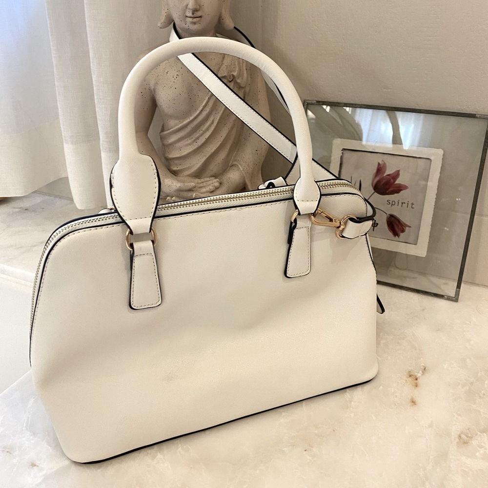 🎉HP🎉 BNWOT Denver Hayes purse - Picture 3 of 4